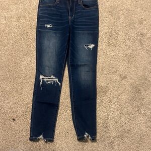 Women's Dark Blue Distressed Skinny Jeans size 8, 29” inseam
